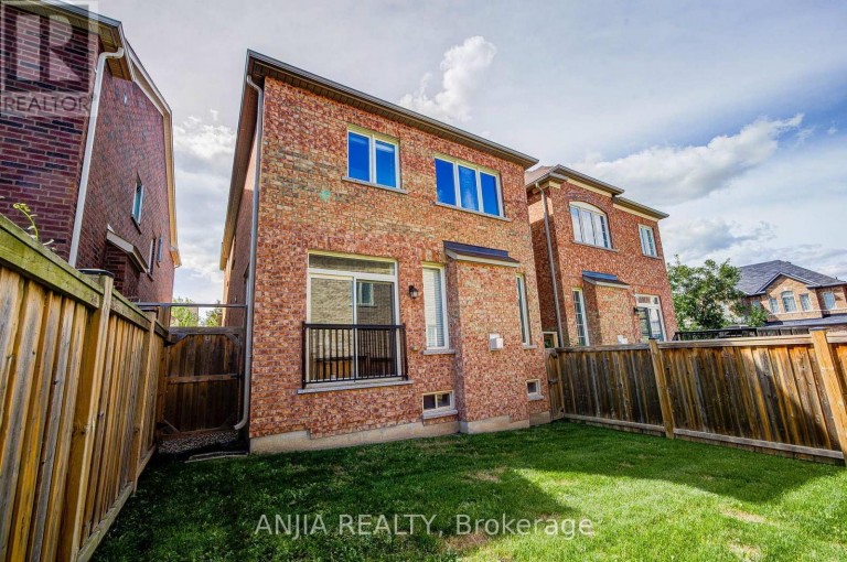 205 HARBORD STREET, Markham (Berczy), Ontario, L6C0X3