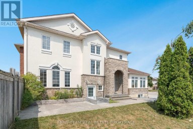 2 VANESSA DRIVE Orillia Ontario photo 1