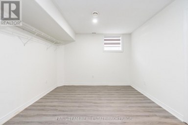 2 VANESSA DRIVE Orillia Ontario photo 34