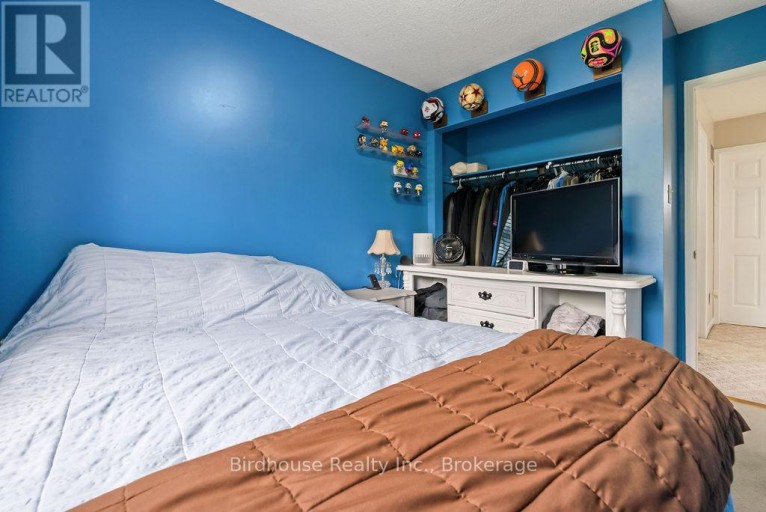 80 LORNE STREET, Brock (Sunderland), Ontario, L0C1H0