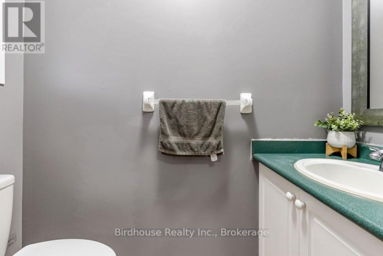 80 LORNE STREET, Brock (Sunderland), Ontario, L0C1H0