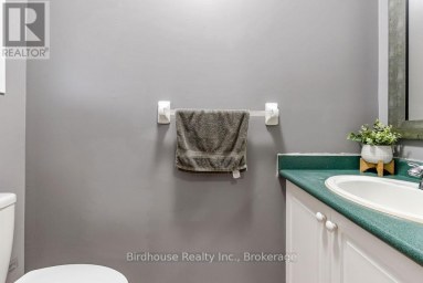 80 LORNE STREET Brock (Sunderland) Ontario photo 7