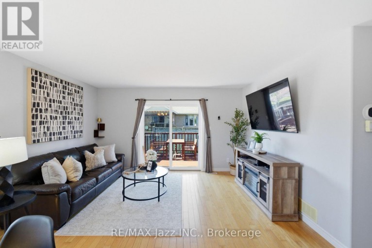 1 COOPER COURT, Brighton, Ontario, K0K1H0