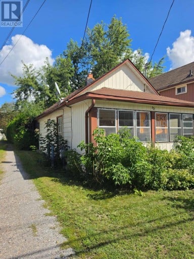 532 ROGERS STREET, Peterborough (Ashburnham Ward 4), Ontario, K9H1X2