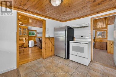 90 EAST SHORE LANE, Frontenac (Frontenac South) Ontario