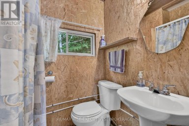 90 EAST SHORE LANE, Frontenac (Frontenac South) Ontario
