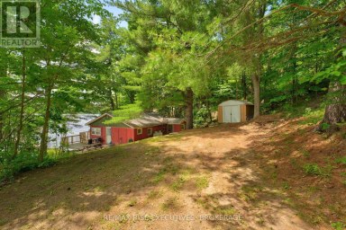 90 EAST SHORE LANE, Frontenac (Frontenac South) Ontario