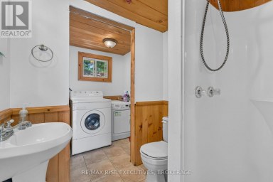 90 EAST SHORE LANE, Frontenac (Frontenac South) Ontario
