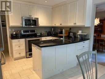 1396 TAMARAC STREET, Kingston (South Of Taylor-Kidd Blvd) Ontario