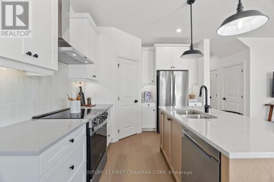 10 (15) - 147 SCOTTS DRIVE Lucan Biddulph (Lucan) Ontario photo 16