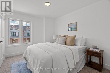 10 (15) - 147 SCOTTS DRIVE Lucan Biddulph (Lucan) Ontario photo 32