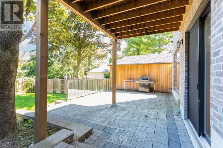 200 SNOWDON AVENUE, Toronto (Lawrence Park North), Ontario, M4N2B2