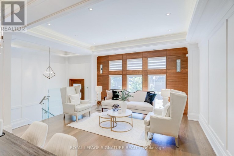 200 SNOWDON AVENUE, Toronto (Lawrence Park North), Ontario, M4N2B2