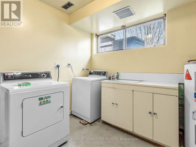 62 DUKINFIELD CRESCENT, Toronto (Parkwoods-Donalda), Ontario, M3A2S1