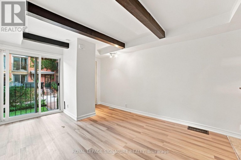 18 - 325 JARVIS STREET, Toronto (Moss Park), Ontario, M5B2C2