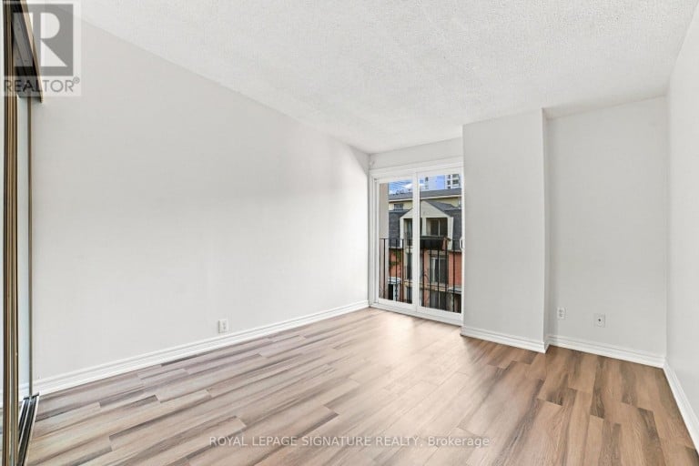 18 - 325 JARVIS STREET, Toronto (Moss Park), Ontario, M5B2C2