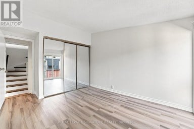 18 - 325 JARVIS STREET Toronto (Moss Park) Ontario photo 9