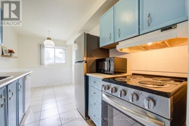 61 WIGGENS COURT Toronto (Malvern) Ontario photo 14
