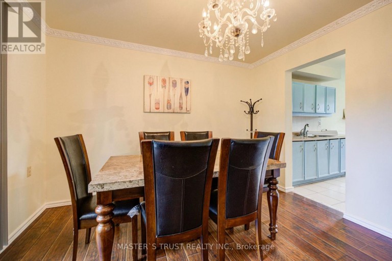 61 WIGGENS COURT, Toronto (Malvern), Ontario, M1B1K3
