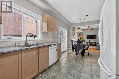 2 FOXFIELD CRESCENT Vaughan (Patterson) Ontario photo 10