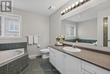 2 FOXFIELD CRESCENT Vaughan (Patterson) Ontario photo 19