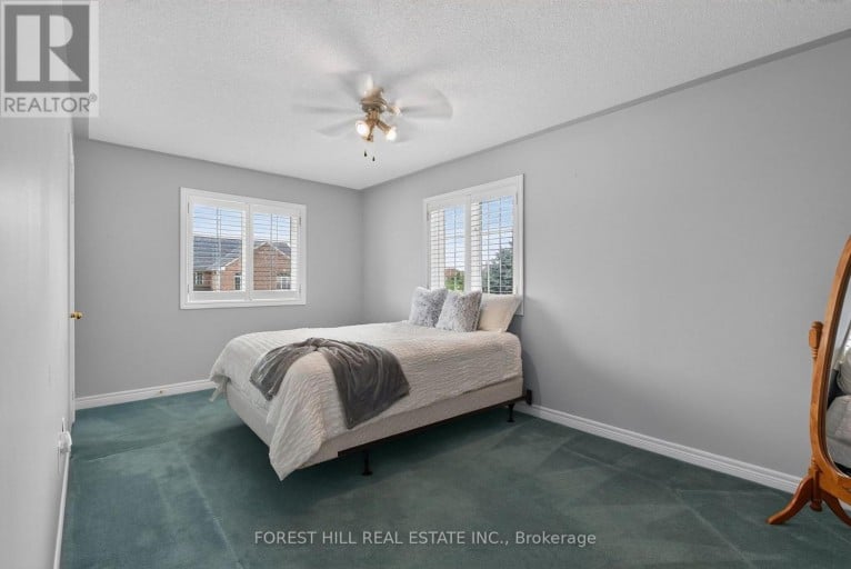 2 FOXFIELD CRESCENT, Vaughan (Patterson), Ontario, L4K5G2