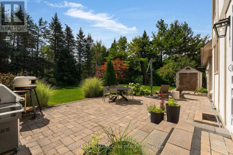 9 HOWARD DRIVE, Oro-Medonte, Ontario, L0L2E0