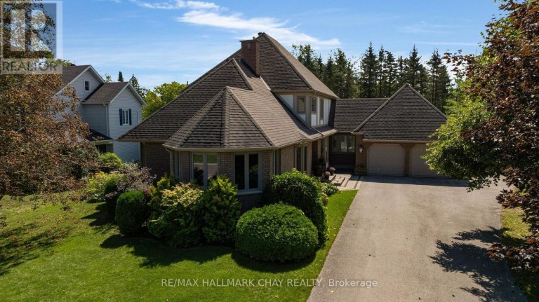 9 HOWARD DRIVE, Oro-Medonte, Ontario, L0L2E0