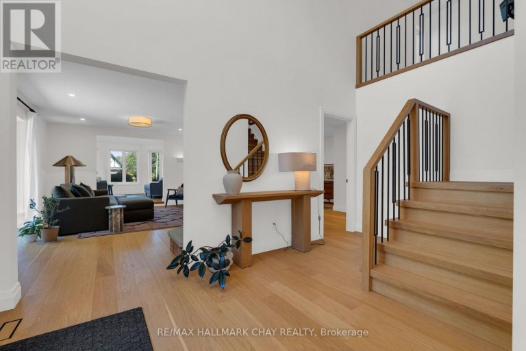 9 HOWARD DRIVE, Oro-Medonte, Ontario, L0L2E0