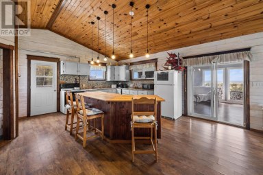2958 East Point Kingsboro Prince Edward Island photo 2