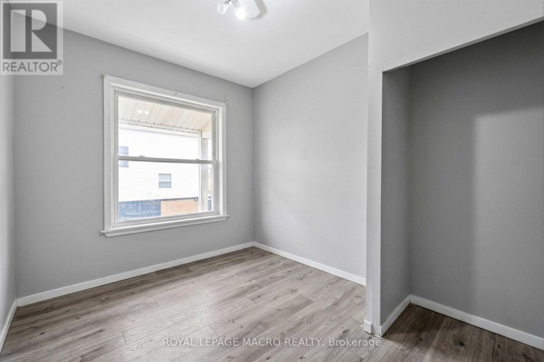 54 EAST 23RD STREET, Hamilton (Eastmount), Ontario, L8V2W6