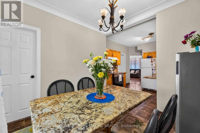 54 EAST 23RD STREET, Hamilton (Eastmount), Ontario, L8V2W6