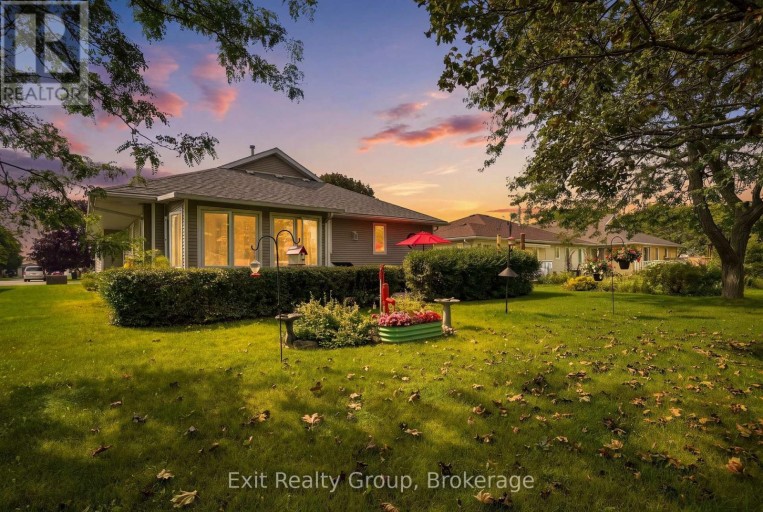 6 HERITAGE DRIVE, Prince Edward County (Wellington), Ontario, K0K3L0