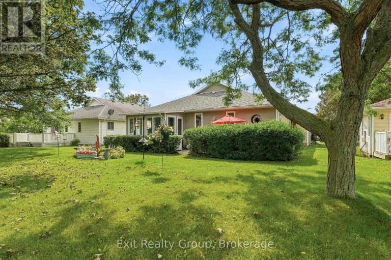 6 HERITAGE DRIVE, Prince Edward County (Wellington), Ontario, K0K3L0