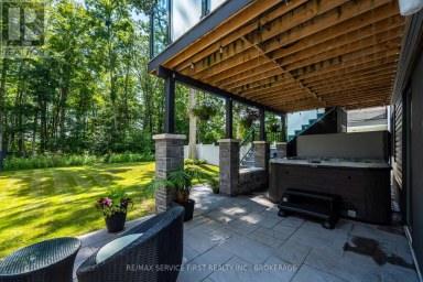 1361 OTTAWA STREET, Kingston (City Northwest) Ontario