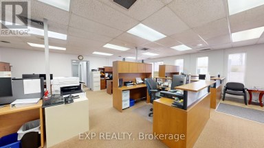 16 - 540 CLARKE ROAD London East (East I) Ontario photo 7