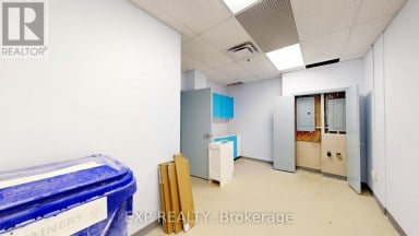L30 - 186 KING STREET London East (East K) Ontario photo 10