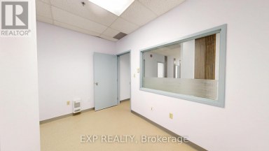 L30 - 186 KING STREET London East (East K) Ontario photo 11
