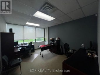 217 - 101 CHERRYHILL BOULEVARD London North (North N) Ontario photo 12