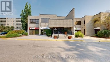 217 - 101 CHERRYHILL BOULEVARD London North (North N) Ontario photo 3
