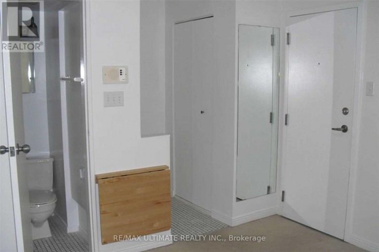 93 SPADINA ROAD, Toronto (Annex), Ontario, M5R2T1