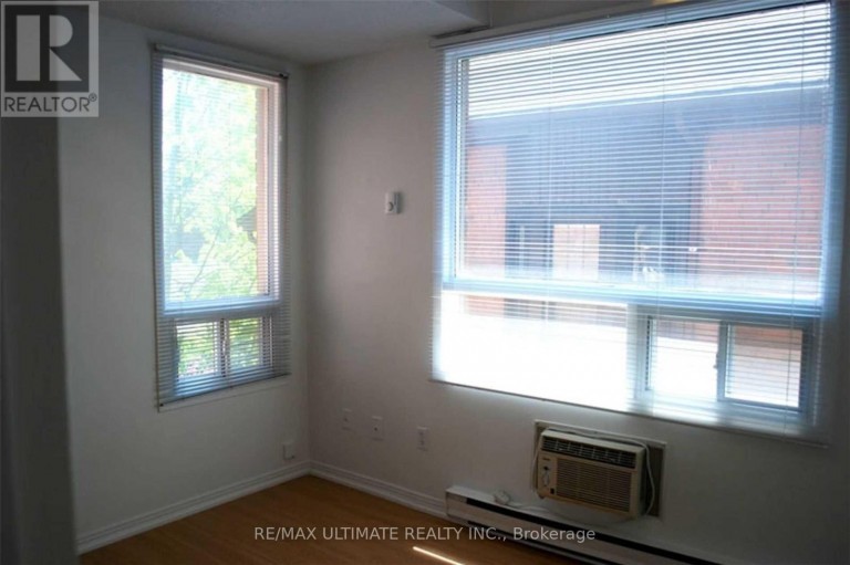 93 SPADINA ROAD, Toronto (Annex), Ontario, M5R2T1