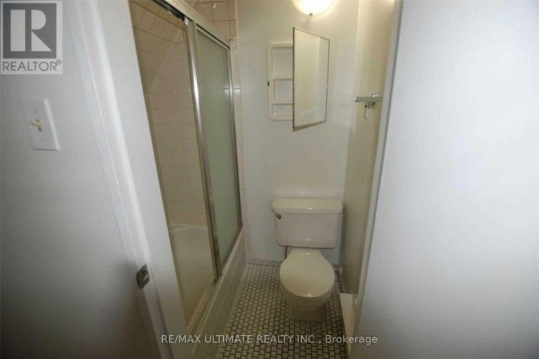 93 SPADINA ROAD, Toronto (Annex), Ontario, M5R2T1