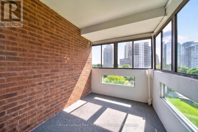 901 - 1580 MISSISSAUGA VALLEY BOULEVARD, Mississauga (Mississauga Valleys), Ontario, L5A3T8