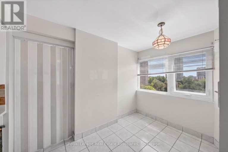 901 - 1580 MISSISSAUGA VALLEY BOULEVARD, Mississauga (Mississauga Valleys), Ontario, L5A3T8