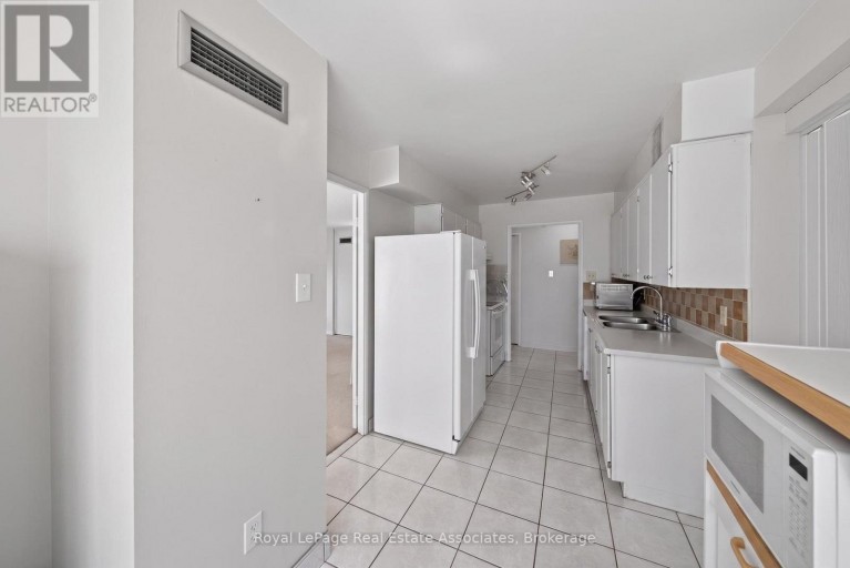 901 - 1580 MISSISSAUGA VALLEY BOULEVARD, Mississauga (Mississauga Valleys), Ontario, L5A3T8