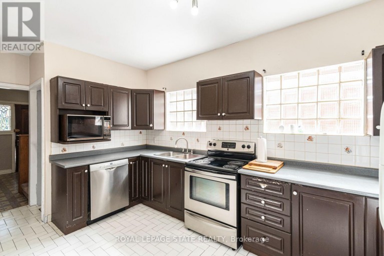75 KENSINGTON AVENUE N, Hamilton (Crown Point), Ontario, L8L7N3