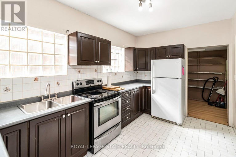 75 KENSINGTON AVENUE N, Hamilton (Crown Point), Ontario, L8L7N3