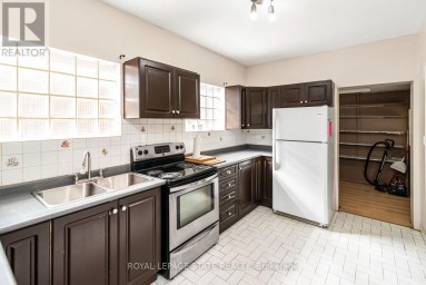 75 KENSINGTON AVENUE N Hamilton (Crown Point) Ontario photo 21