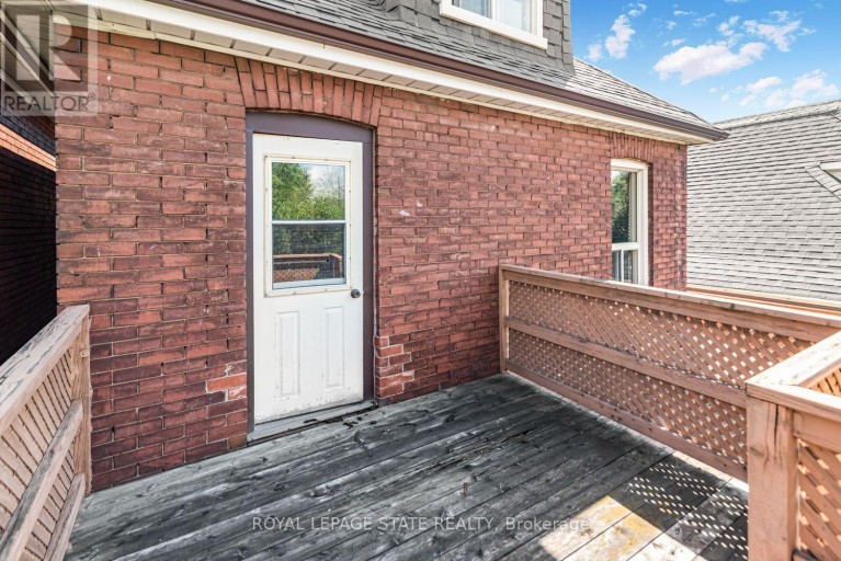 75 KENSINGTON AVENUE N, Hamilton (Crown Point), Ontario, L8L7N3